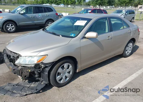 2009 Toyota Camry z USA, uszkodzony, nr VIN 4T1BE46K59U371991